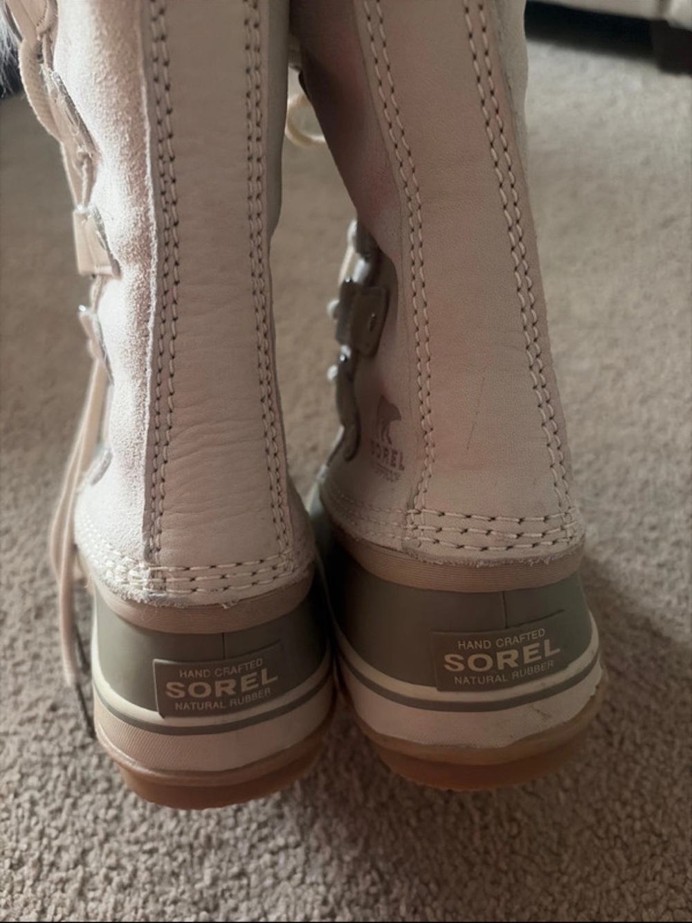 Sorel Women’s Faux Fur Lace-Up Winter Boots - Picture 4 of 5